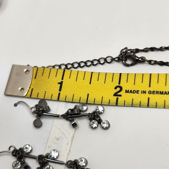 Trifari Gunmetal Gray Clear Dangle Rhinestone Necklace Earring Jewelry Set - Picture 5 of 5